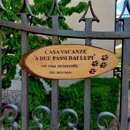 A Due Passi Dai Lupi Βίλα Civitella Alfedena Εξωτερικό φωτογραφία